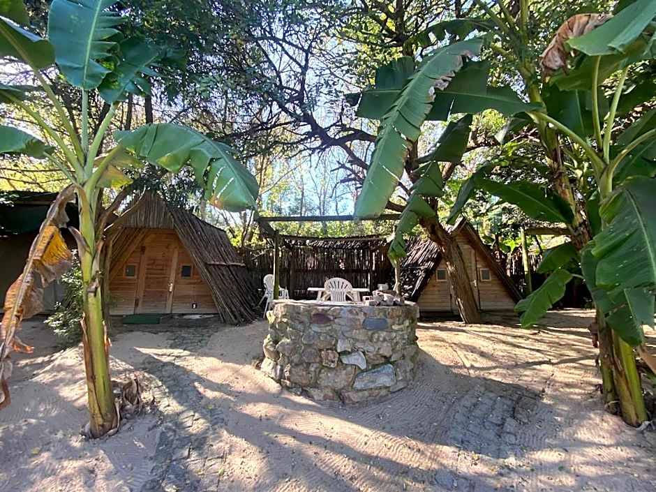 The Riverdeck Accommodation and Backpackers