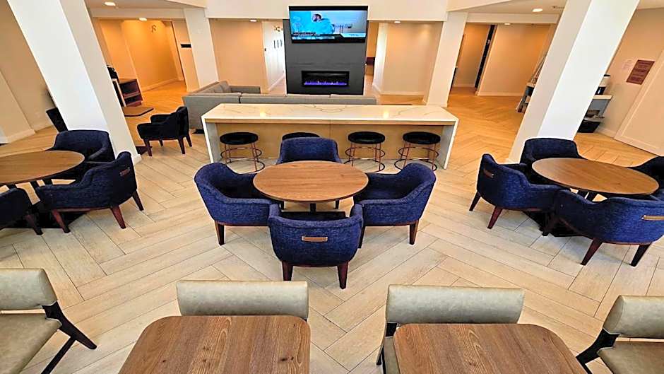 Staybridge Suites - Calgary Airport By IHG