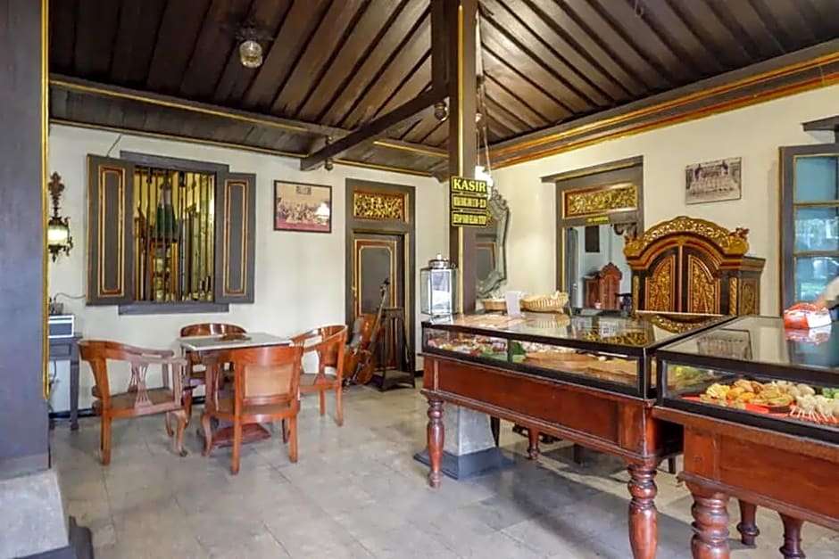 Cakra Homestay Solo Mitra RedDoorz