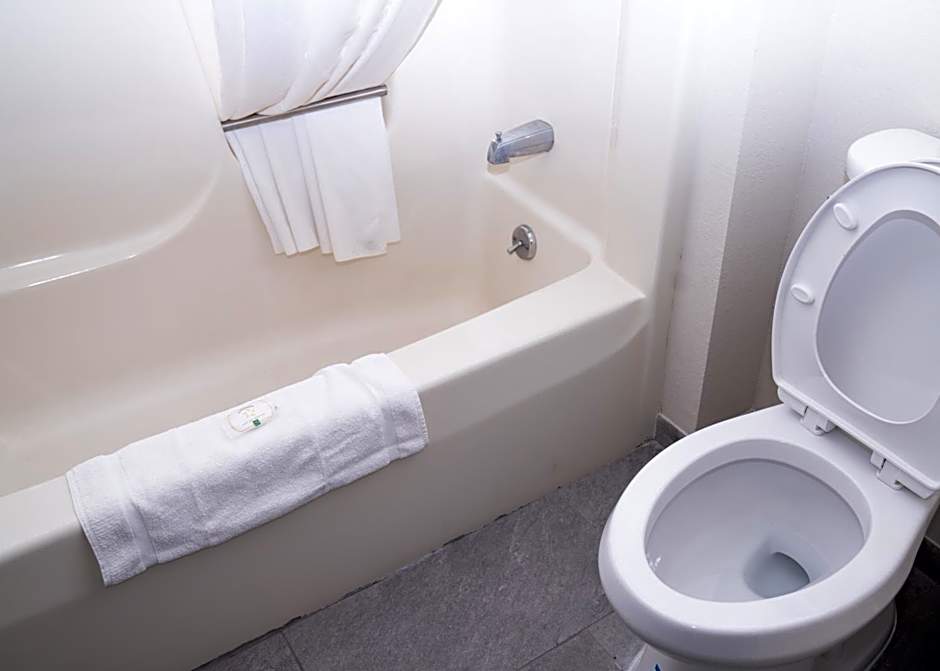 Quality Inn Seymour I-65