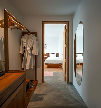 Rustic Family Sea View