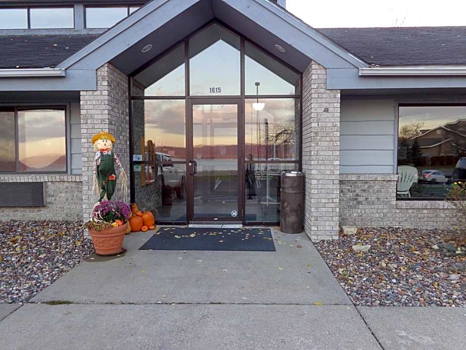 AmericInn by Wyndham Lake City