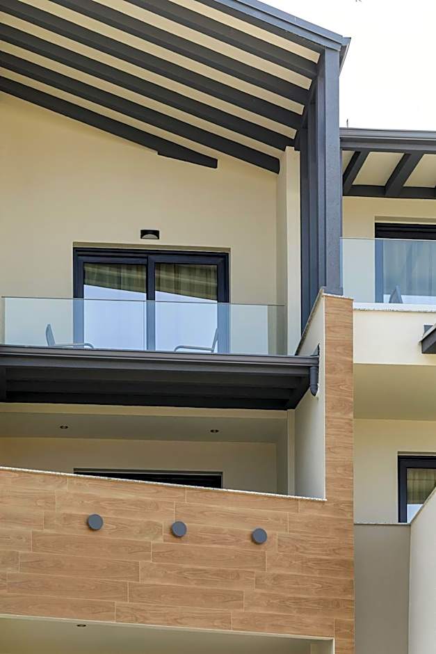 Costa De Luxe Suites