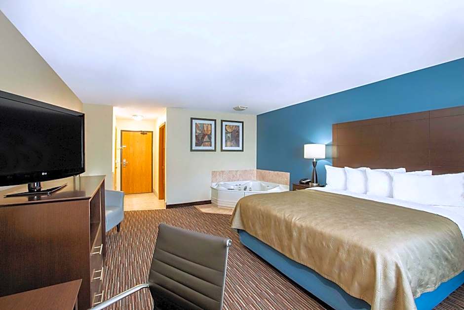 AmericInn by Wyndham Jefferson