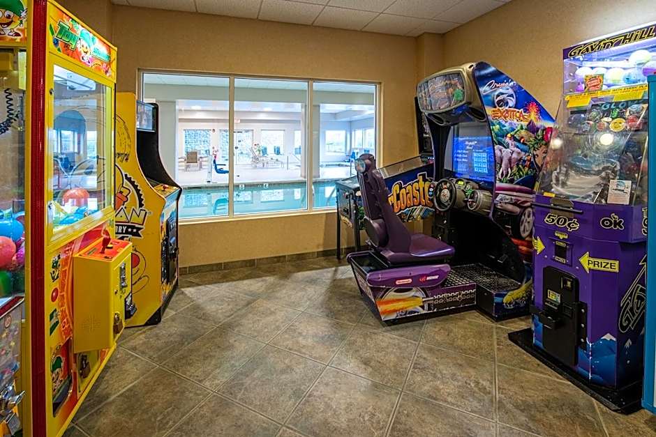 Amish View Inn & Suites