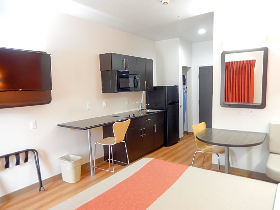 Motel 6-Tulsa, OK