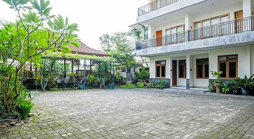Urbanview Code Riverstay Yogyakarta