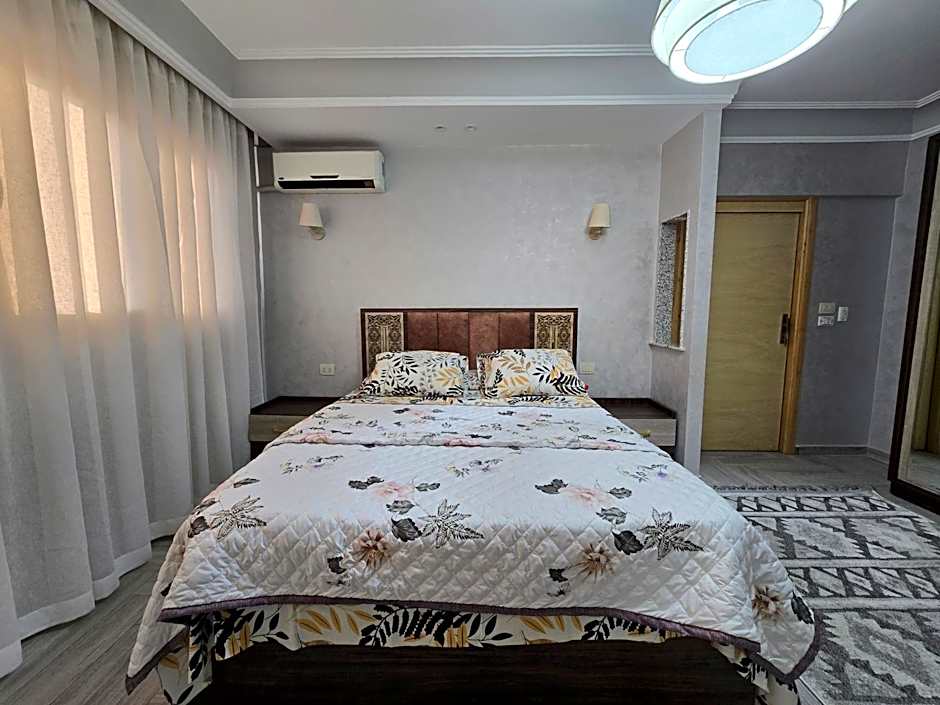 Comfy 2 Bedrooms Apartment in Cairo 94S