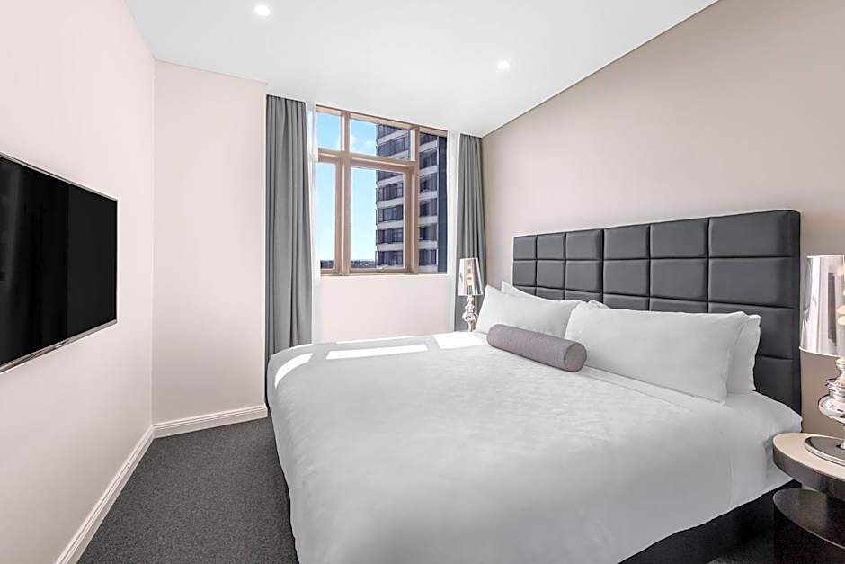 Meriton Suites Church Street, Parramatta