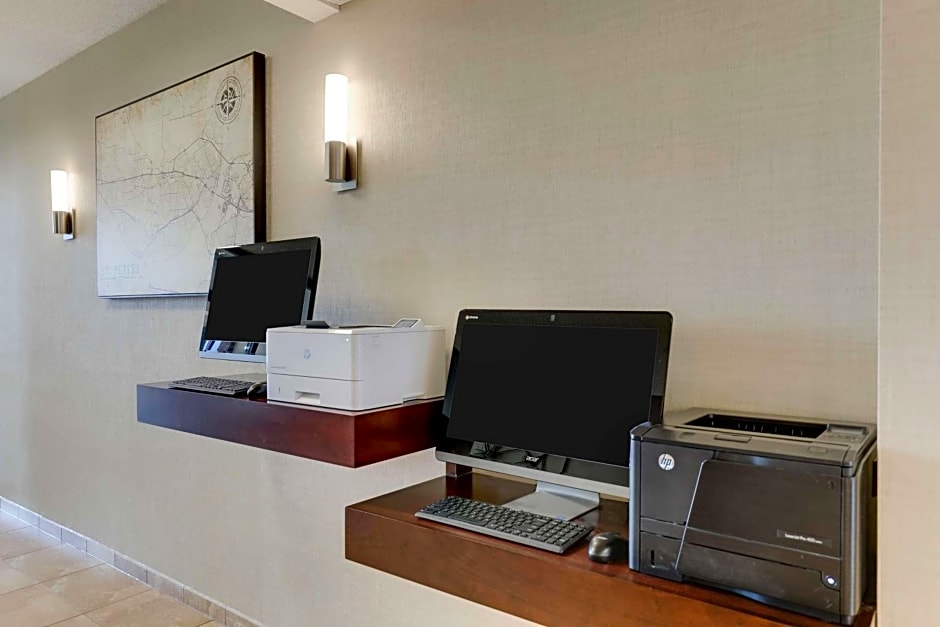 Drury Inn & Suites St. Louis St. Peters