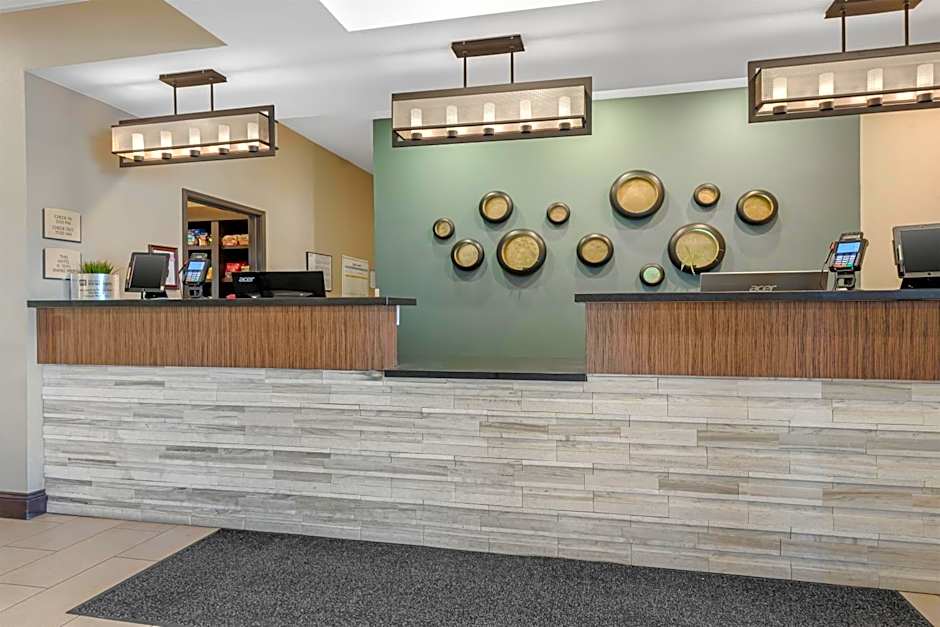 Best Western Plus Overland Inn