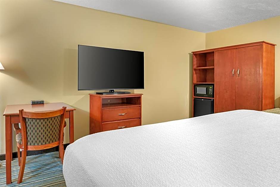 Best Western Plus Traverse City