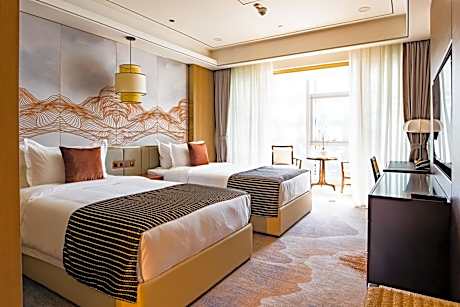 Deluxe Twin Room with Free Parking