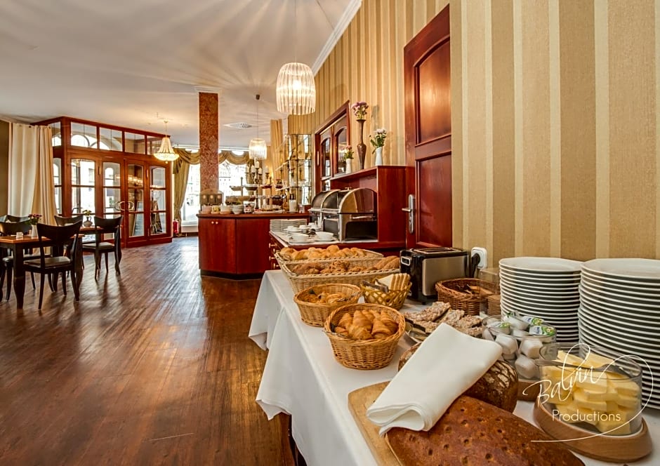 Akzent Hotel Am Goldenen Strauss