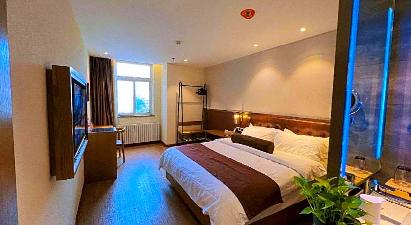 James Joyce Coffetel Shijiazhuang the Mixc Jinyuan Tower Airport Bus