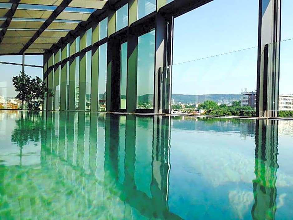 Graffit Gallery Design Hotel