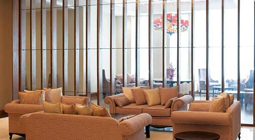 Oak Ray Regency Hotel