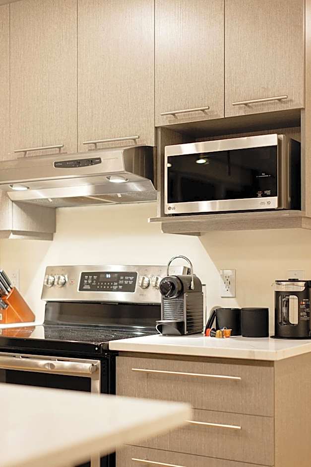 Rozenhaus Montreal Hotel