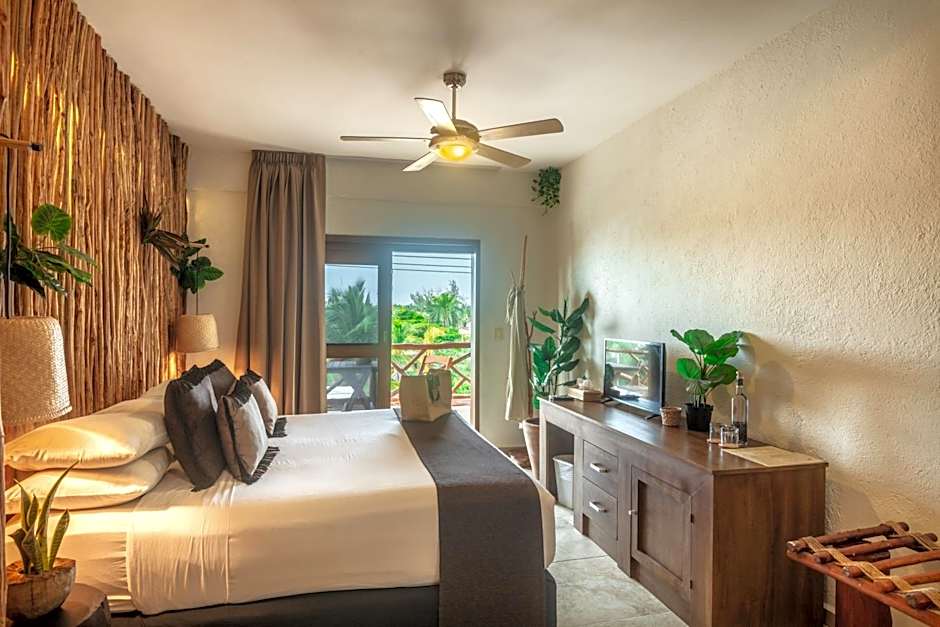 Photo 1 of 6 of Double Room