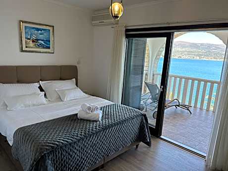 Superior Double Room with Terrace and Sea view