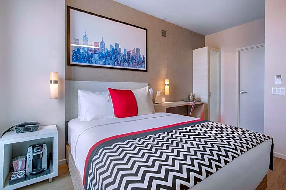 Insignia Hotel Brooklyn, Ascend Hotel Collection