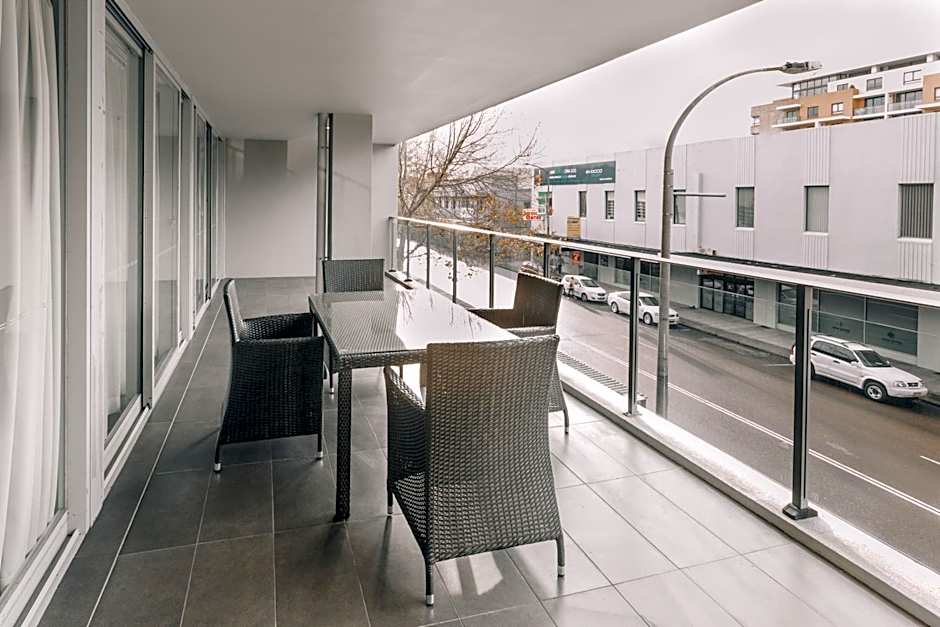 Newcastle Central Plaza Apartment Hotel Official