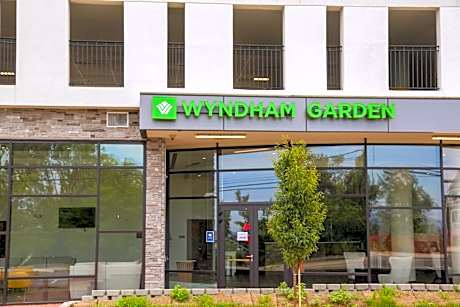 Wyndham Garden North Bergen Near Secaucus