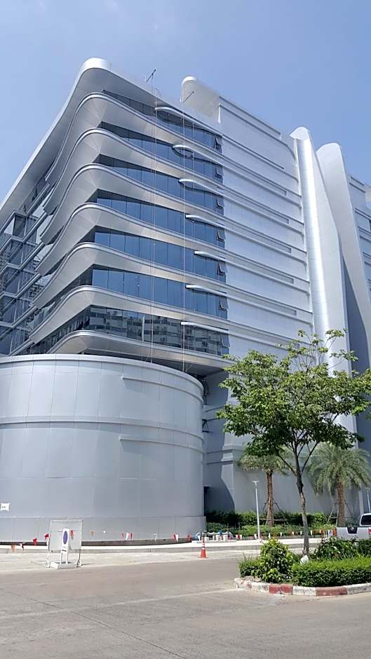 Popular Condo by Jintana