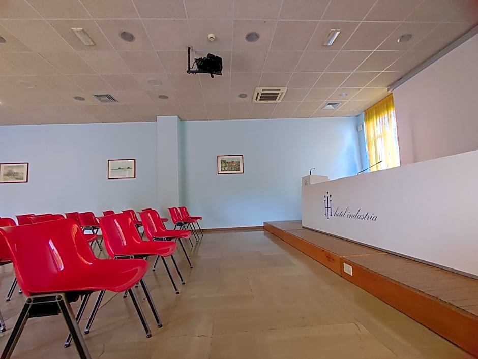 Hotel Industria
