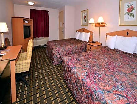 Queen with 2 Queen Beds - Non-Smoking