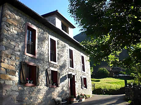Hotel Rural Genestoso