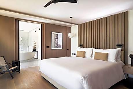 LUX* Grand Beach Pool Villa