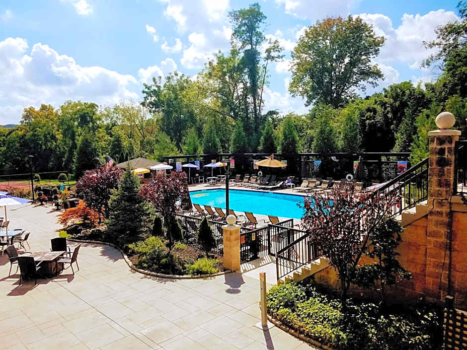 New Hope Inn & Suites