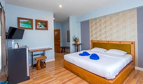Double Room with Mountain View