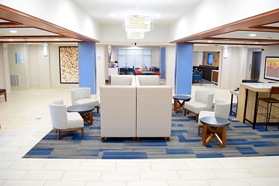 Holiday Inn Express Hotel & Suites Pensacola West I-10 By IHG