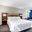Holiday Inn Express & Suites Lancaster by IHG