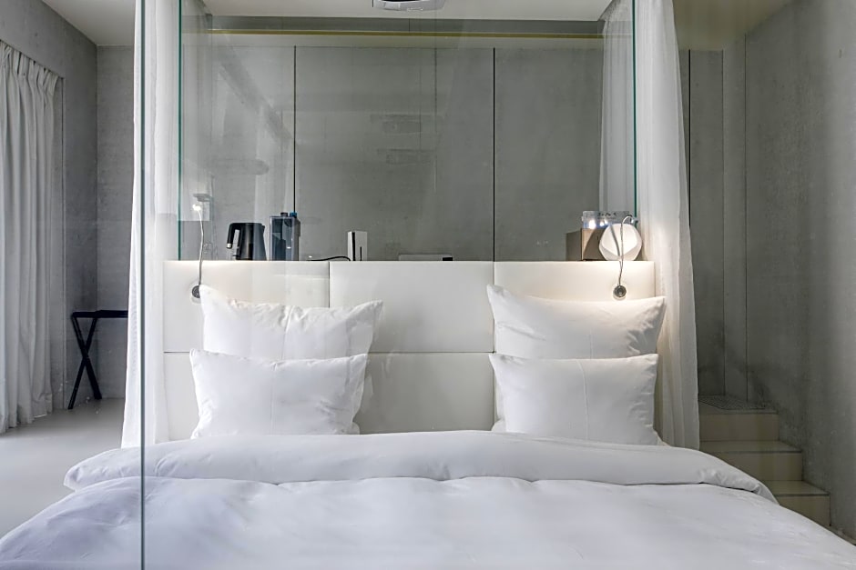 The Grove Design Hotel