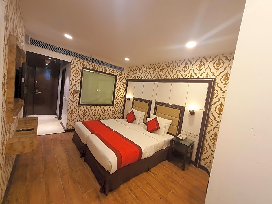 SAM SURYA HOTEL