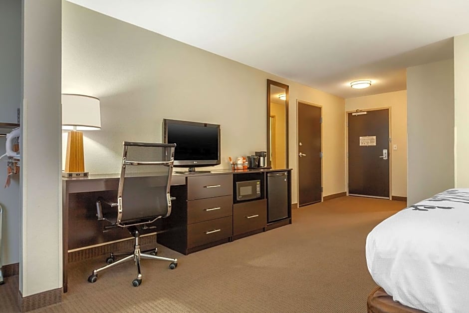 Sleep Inn & Suites Fargo Medical Center