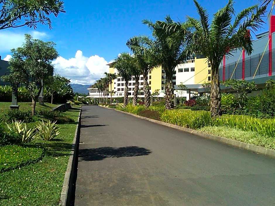 Sutan Raja Hotel & Convention Centre Manado