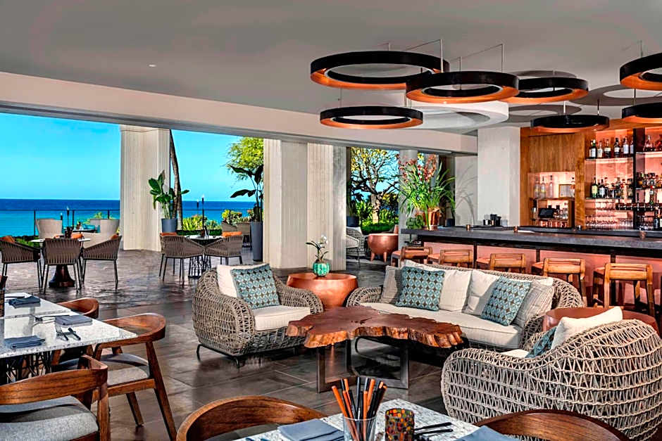 Mauna Kea Beach Hotel, Autograph Collection by Marriott