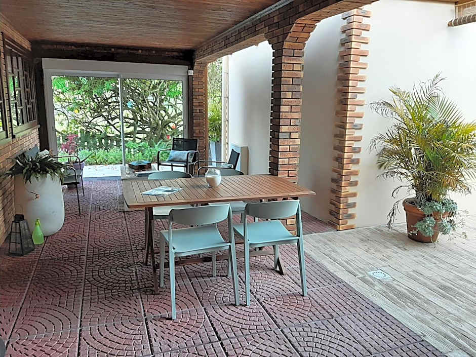 La Croisee des Sentiers