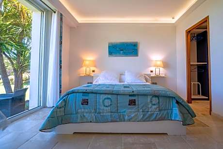King Room with Spa Bath