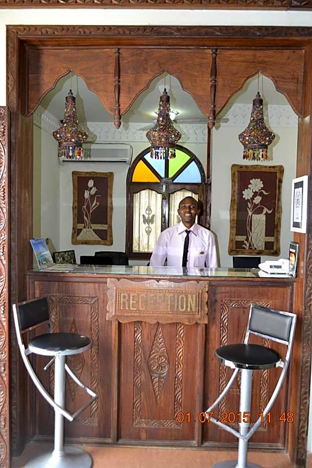 Al-Minar Hotel