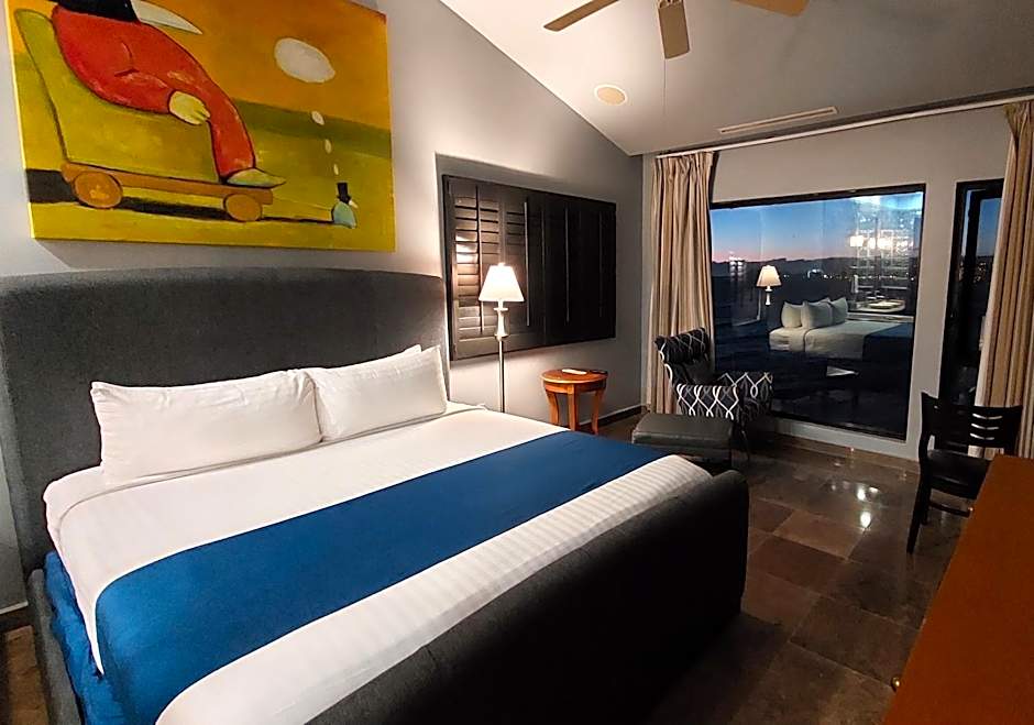 Peñasco del Sol Hotel