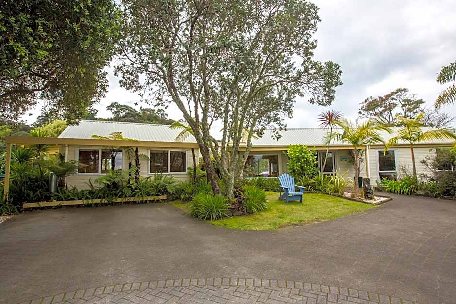 Tatahi Cove Back Packer