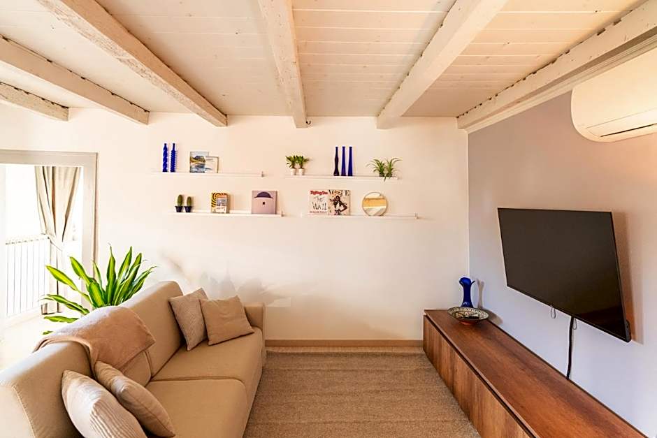 La finestra sul Ponte by Postcardsfrom