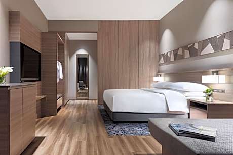 Premium King Hot Spring, Guest room, 1 King, Mountain view