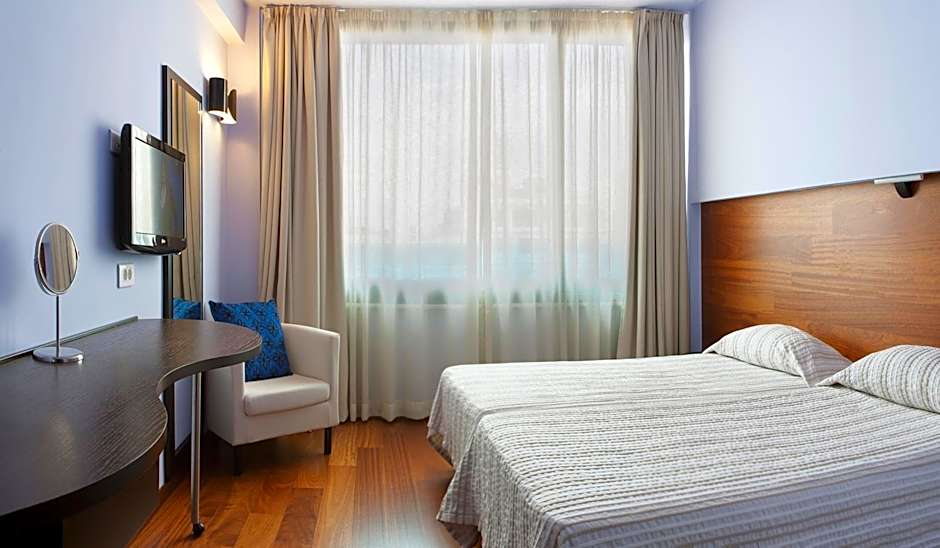 Athens Center Square