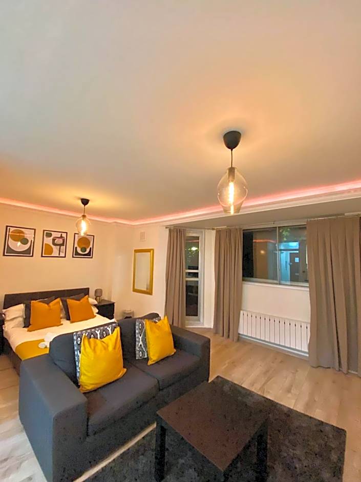 Apt - Balcony- Kensington-24 7 security